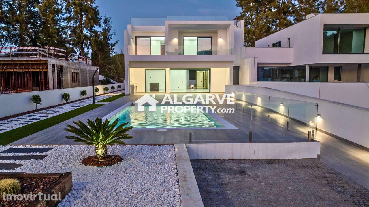 Moradia Moderna V3 em Vilamoura, Algarve – Perto da Marina e da Praia - Grande imagem: 5/58