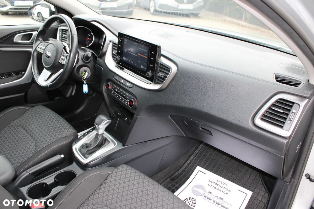 Kia Ceed 1.4 T-GDI GT-Line DCT - 27