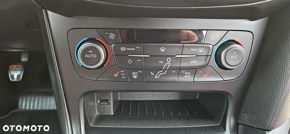 Ford Focus 2.0 TDCi ST-2 - 24