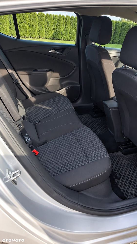 Opel Astra 1.4 Enjoy - 13