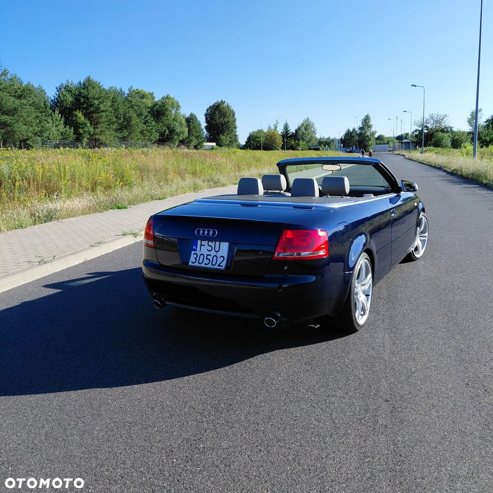 Audi A4 Cabrio 2.0 TFSI - 11