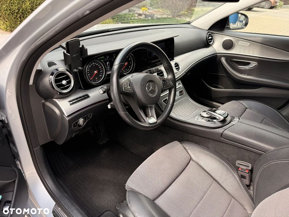 Mercedes-Benz Klasa E - 10