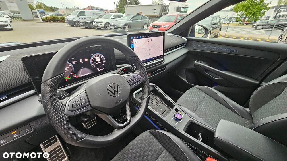 Volkswagen T-Roc - 19