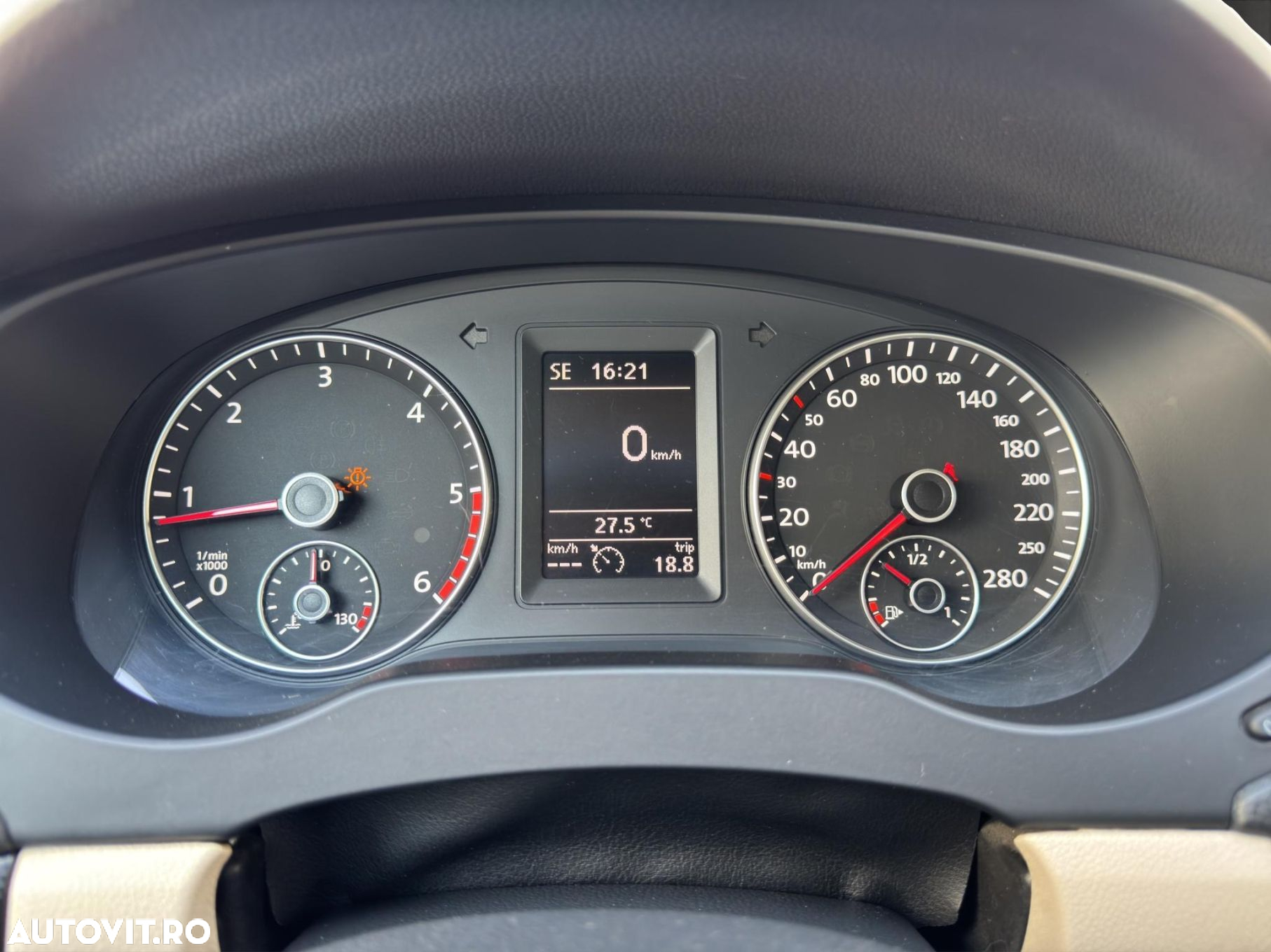 Volkswagen Jetta 1.6 TDI CR DPF Comfortline - 6