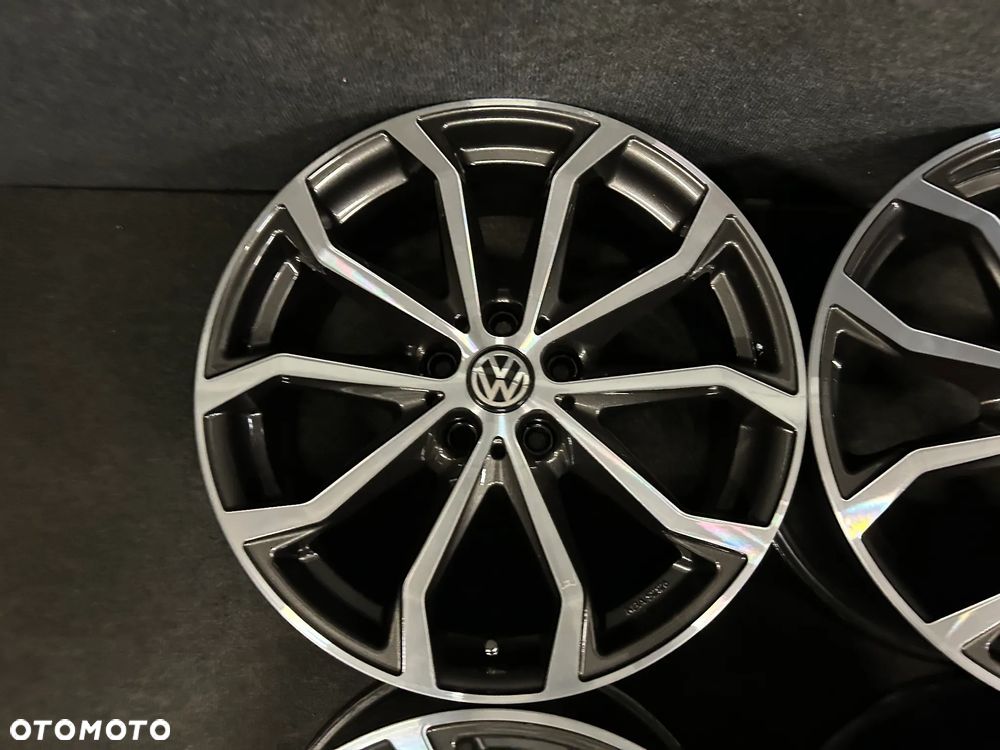 Alufelgi VW Golf 8, 7, 6, 5, Touran Caddy, Skoda Octavia III, II, Seat Leon 18 cali 5x112 4szt. Ładne! - 11