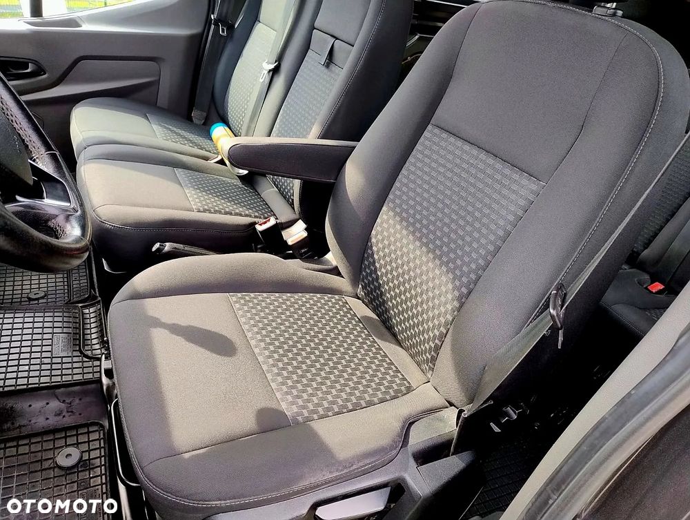 Ford Transit - 18