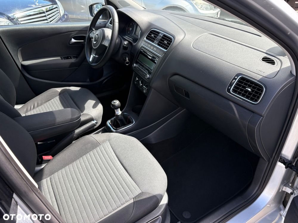 Volkswagen Polo 1.6 TDI Comfortline - 9