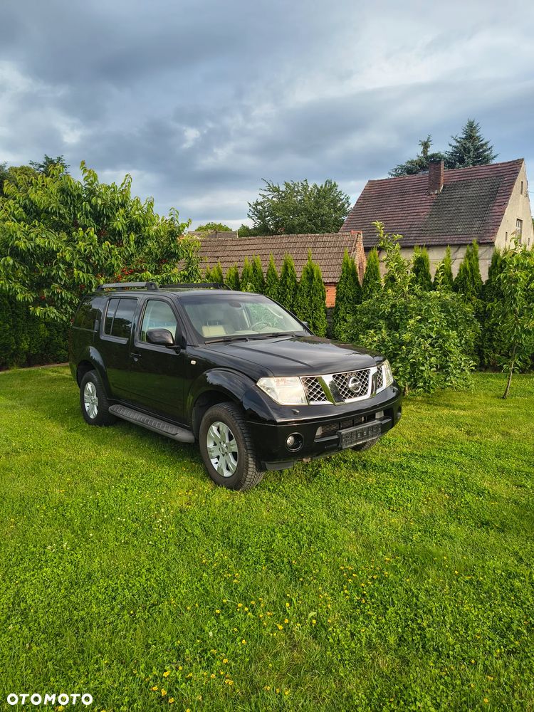 Nissan Pathfinder 2.5 DCi Elegance - 2