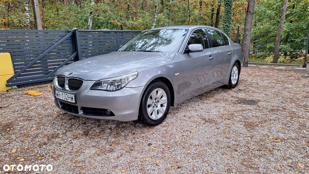 BMW Seria 5 523i - 35