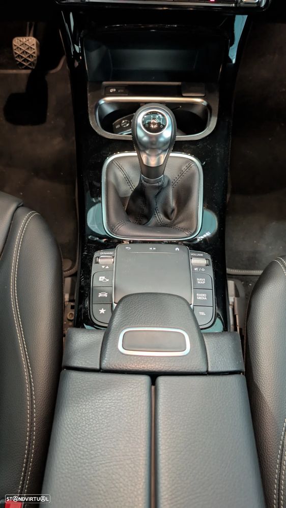 Mercedes-Benz A 180 d Style Plus - 11
