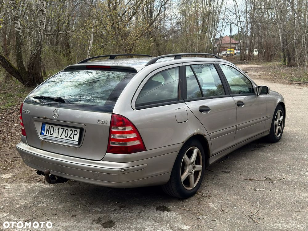 Mercedes-Benz Klasa C 220 T CDI Avantgarde - 3