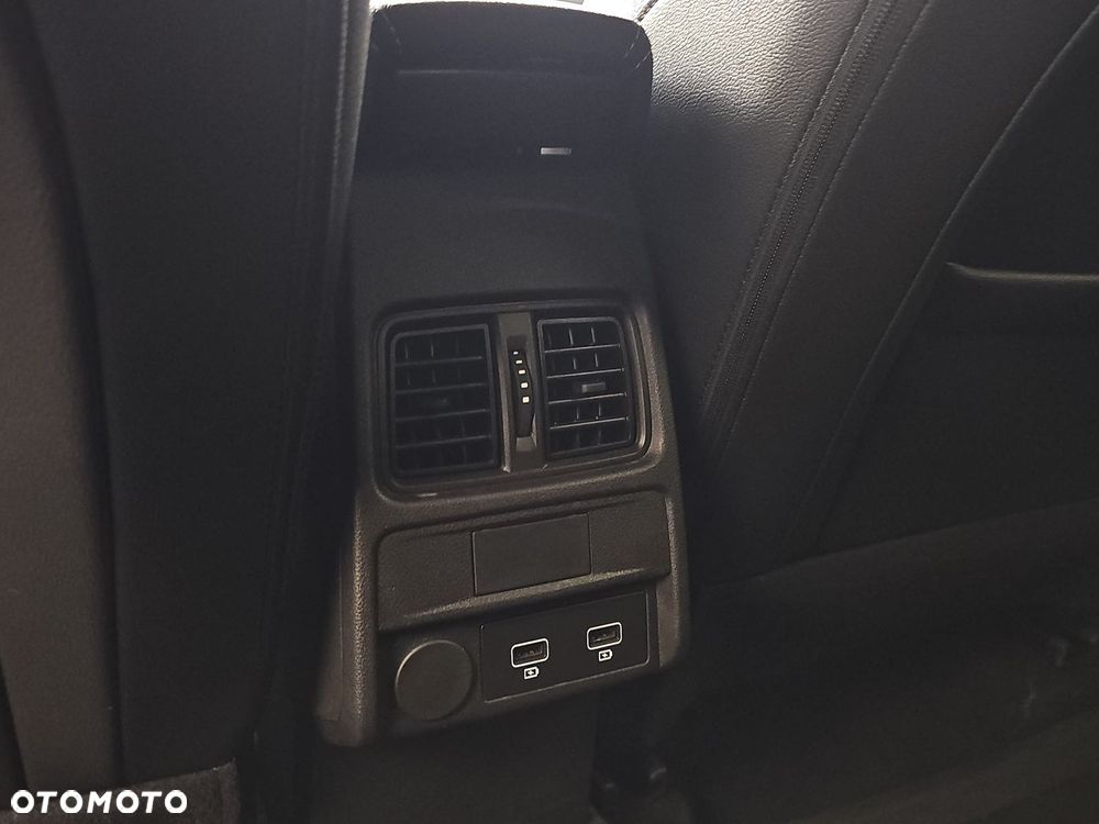 Renault Arkana 1.3 TCe mHEV Techno EDC - 27
