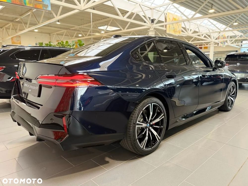 BMW Seria 5 540d xDrive mHEV M Sport - 8