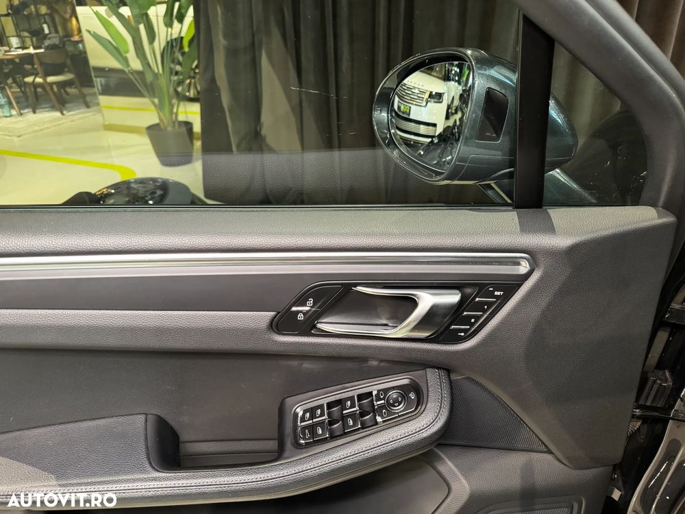 Porsche Macan Standard - 14