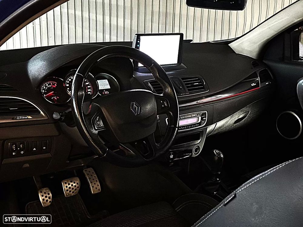 Renault Mégane Coupe 1.5 dCi GT Line - 33