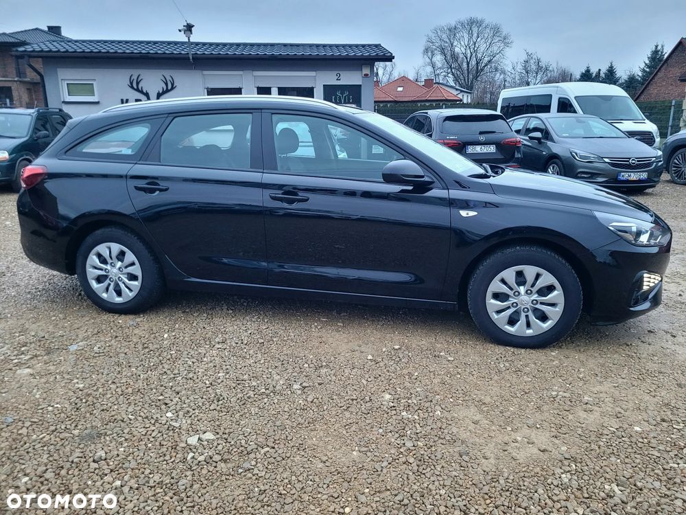 Hyundai i30 1.5 DPI Modern - 20