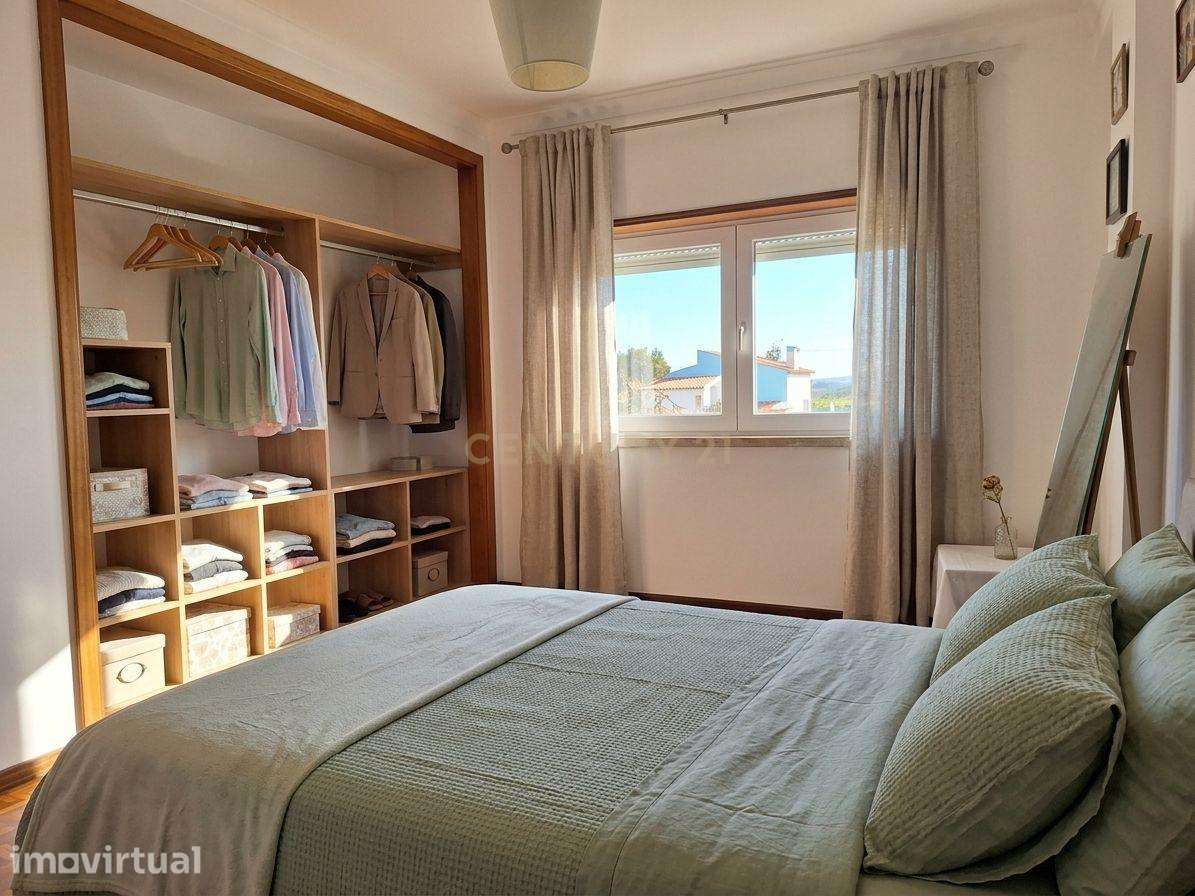 T3 no Vimeiro com Varanda e Vista Desafogada | Ideal para Primeira Hab - Grande imagem: 4/15