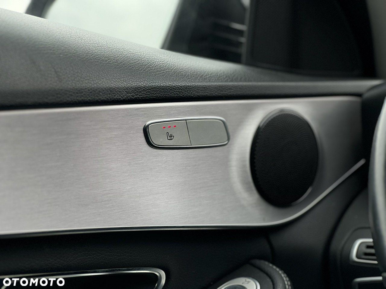 Mercedes-Benz Klasa C 220 d 9G-TRONIC - 27