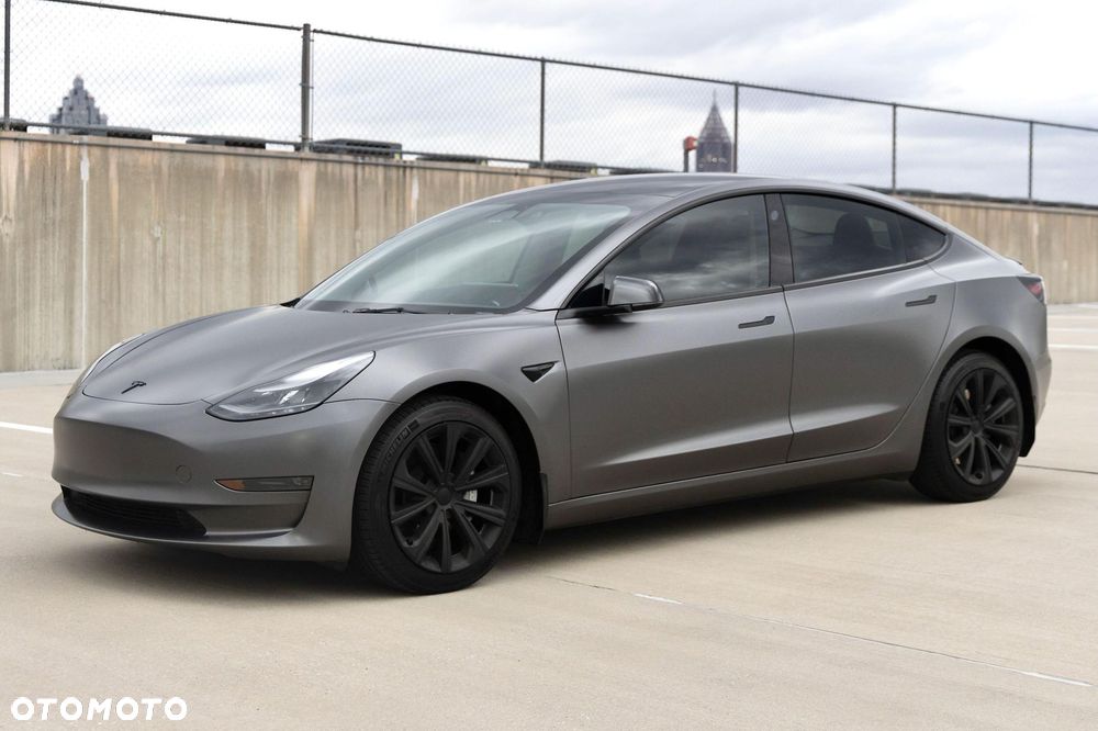 Tesla Model 3 Langstreckenbatterie Allradantrieb Dual Motor - 2