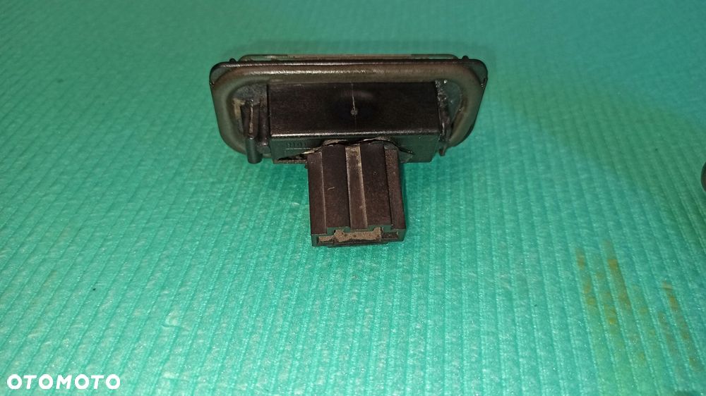 lampka podświetlania tablicy mercedes sl r230 - 9