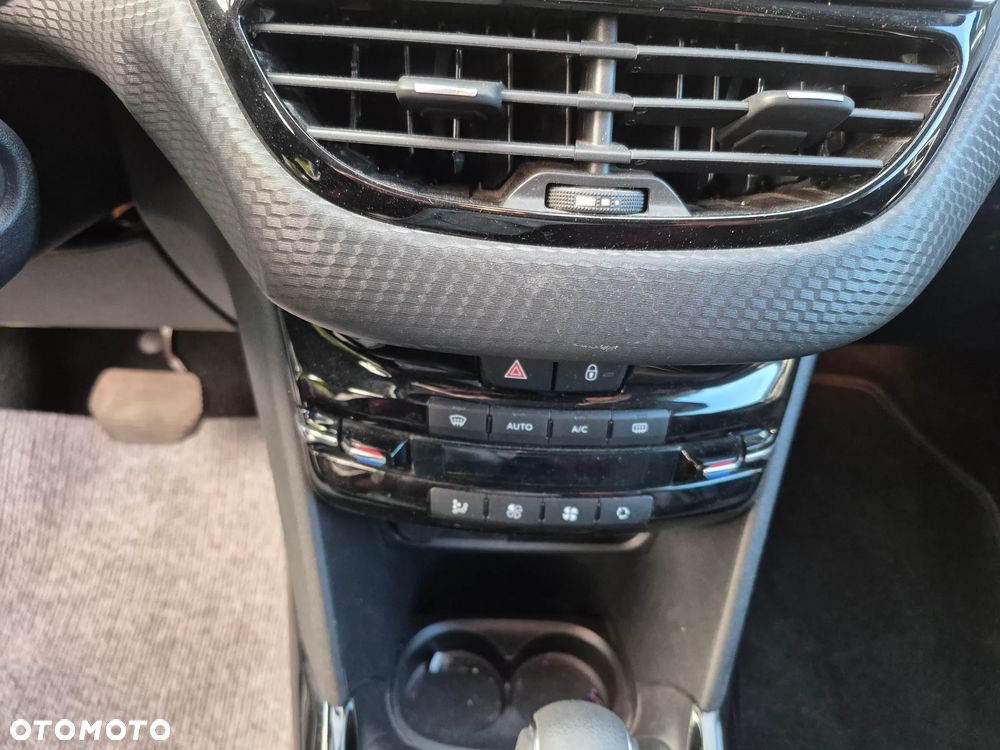Peugeot 2008 PureTech 110 Stop&Start EAT6 Active - 20