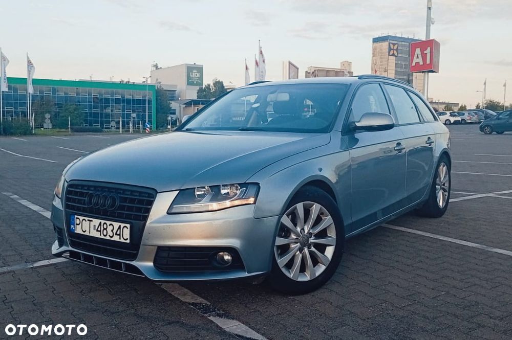 Audi A4 Avant 2.0 TDI DPF Ambiente - 13