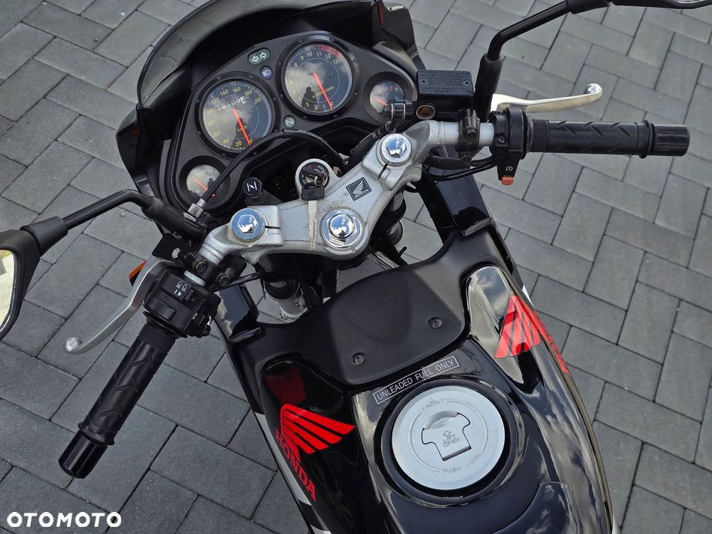 Honda CBR - 8