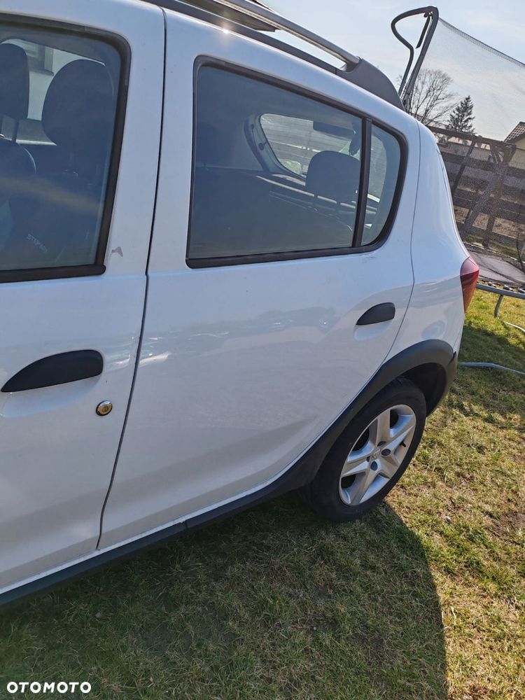 Drzwi lewe tył tylne DV369 Dacia Sandero II Stepway 12- - 2