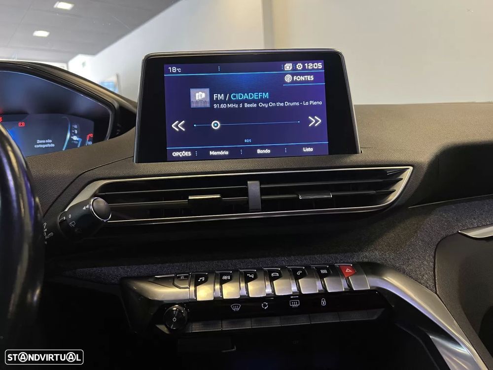 Peugeot 3008 1.5 BlueHDi GT Line EAT8 - 34