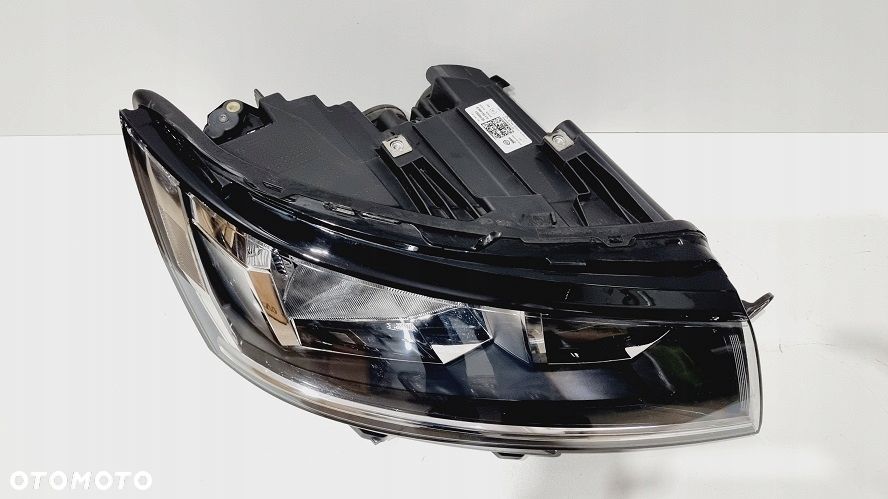 REFLEKTOR PRAWY LAMPA VW TRANSPORTER T6 T6.1 19- EUROPA - 2