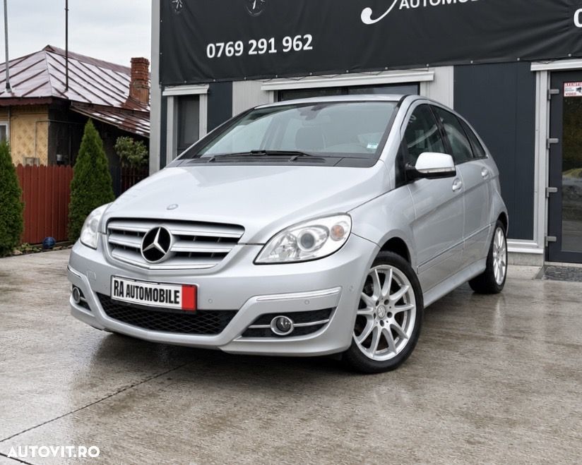 Mercedes-Benz B 180 - 2