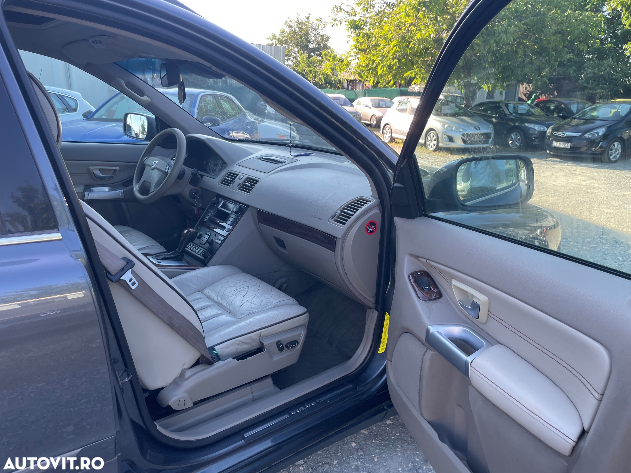 Volvo XC 90 - 11