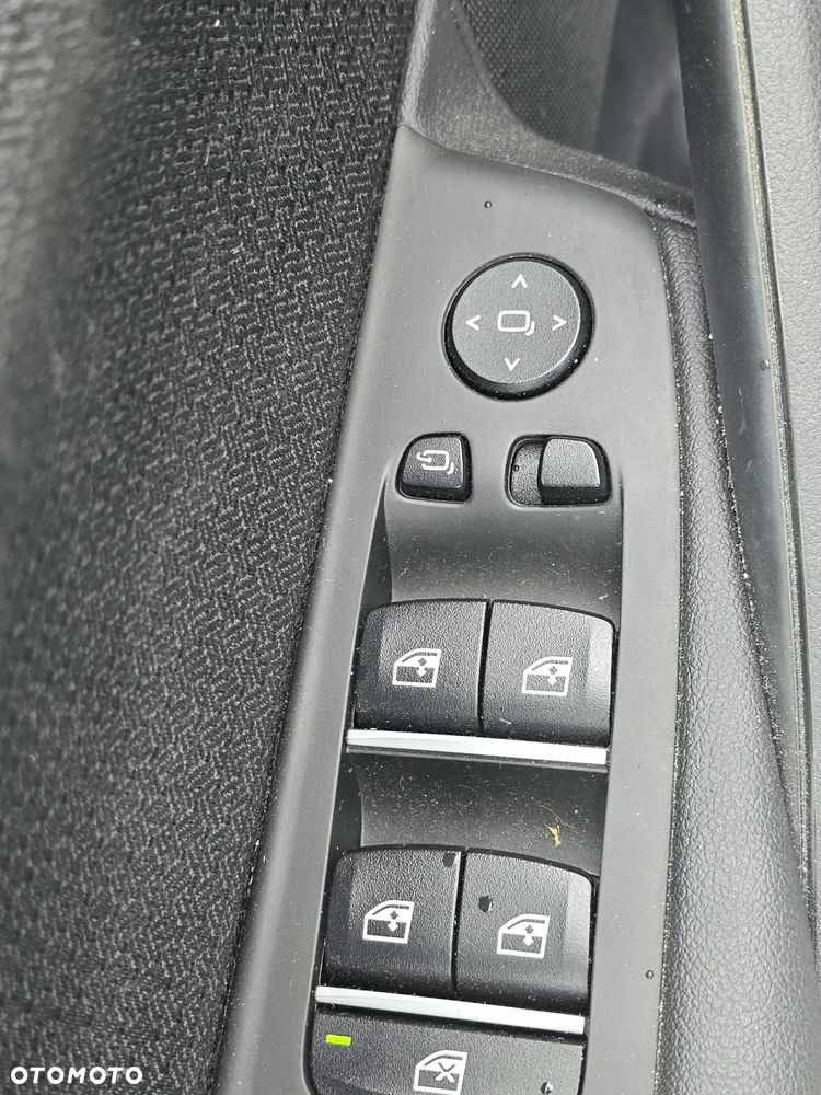 BMW Seria 5 - 10