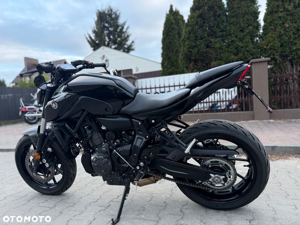 Yamaha MT - 17