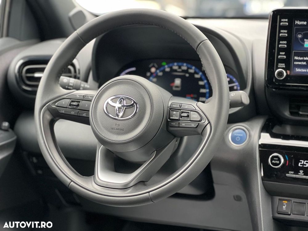 Toyota Yaris Cross 1.5 VVT-i HSD 4x2 Dynamic - 14