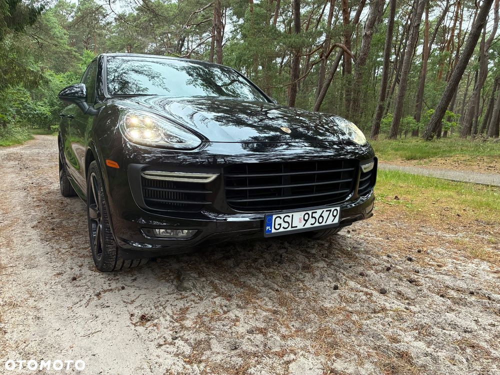 Porsche Cayenne GTS - 1