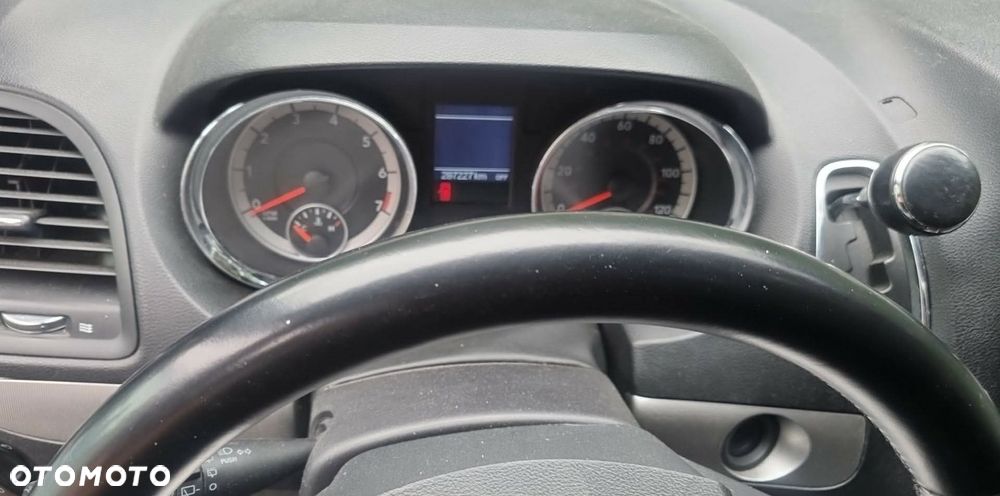 Dodge Grand Caravan 3.6 R/T - 8