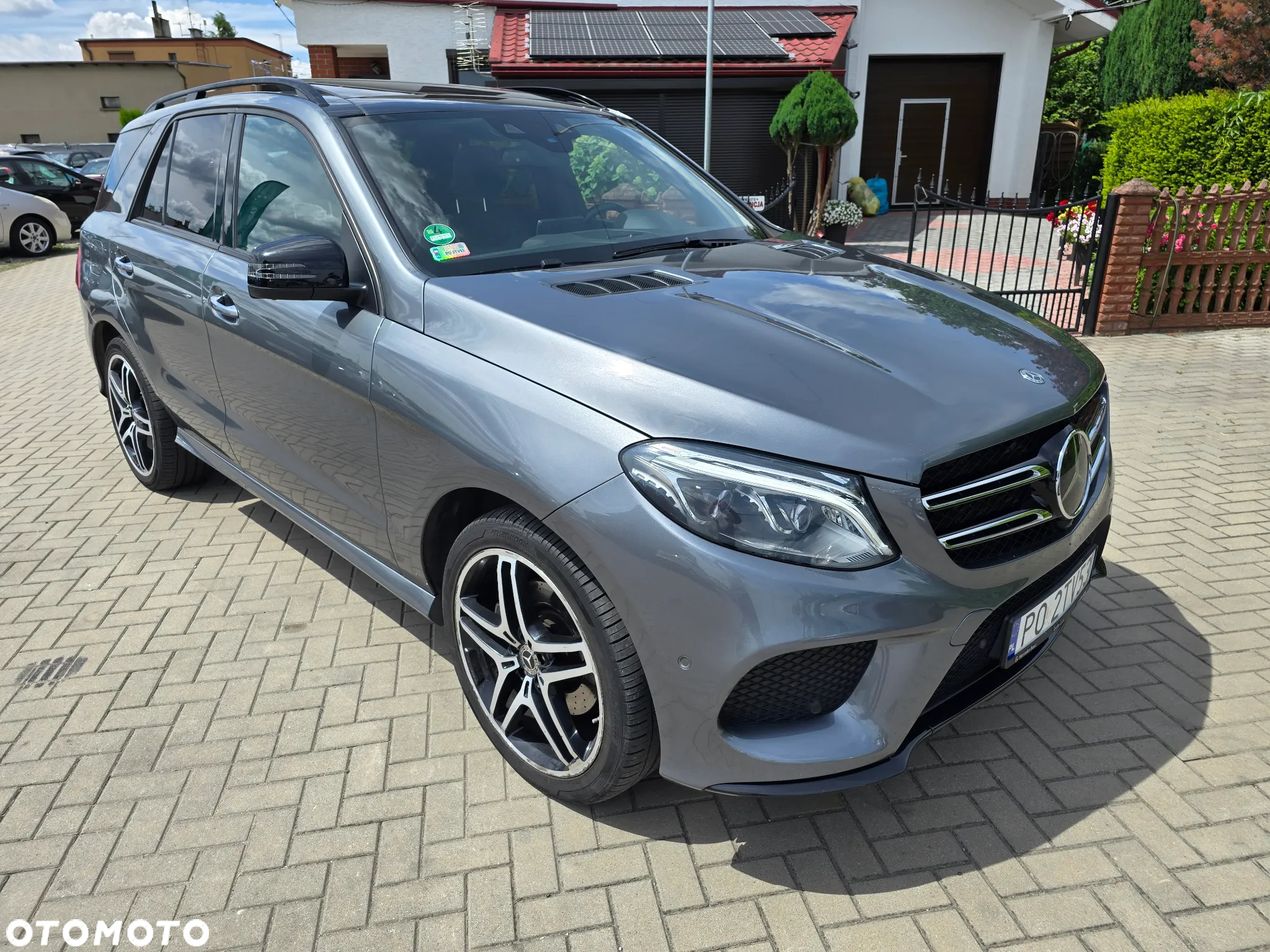 Mercedes-Benz GLE - 2