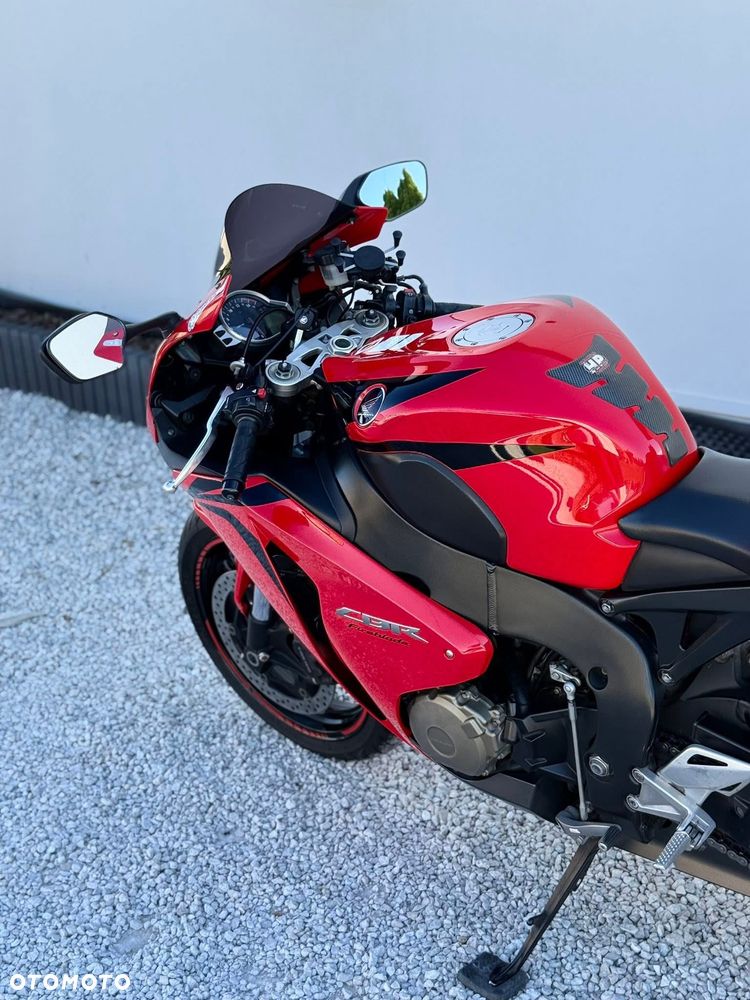 Honda CBR - 9
