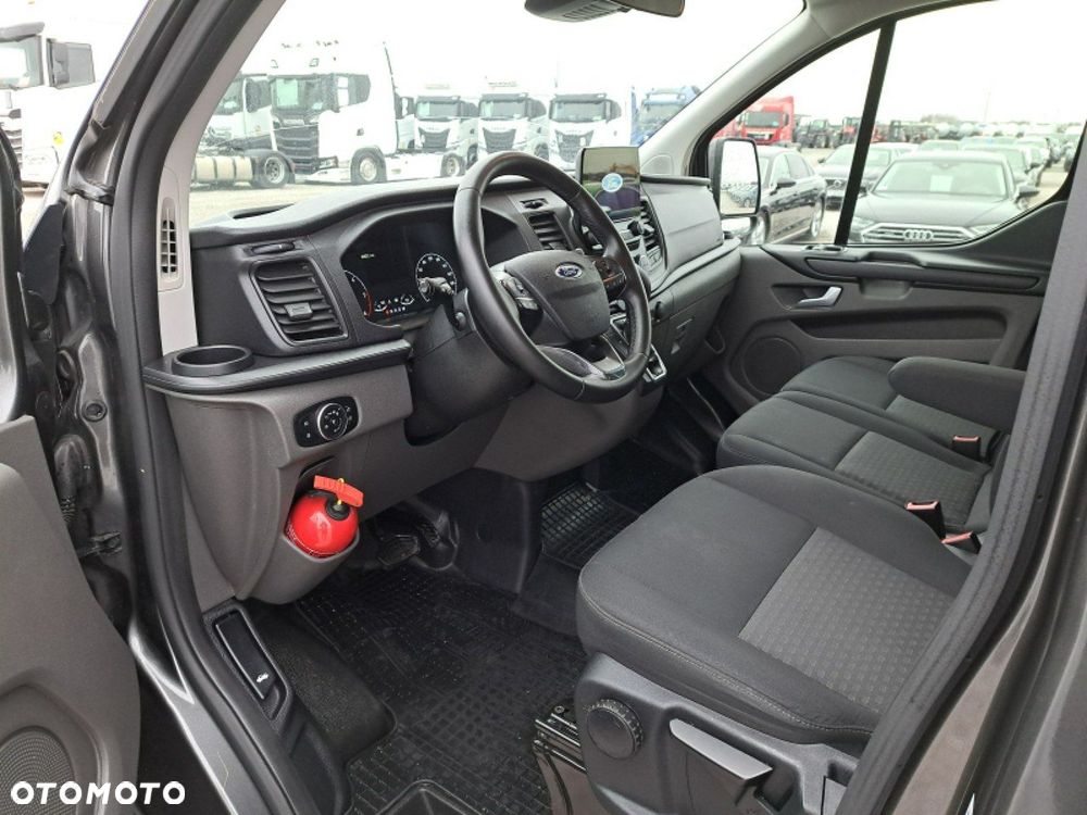 Ford Transit Custom - 8