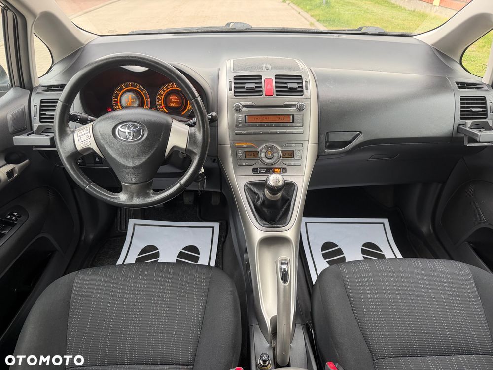 Toyota Auris 1.33 VVT-i Edition - 5
