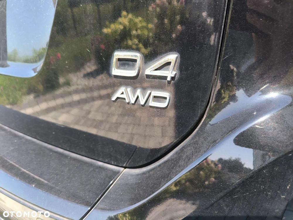 Volvo XC 60 D4 AWD Momentum - 8
