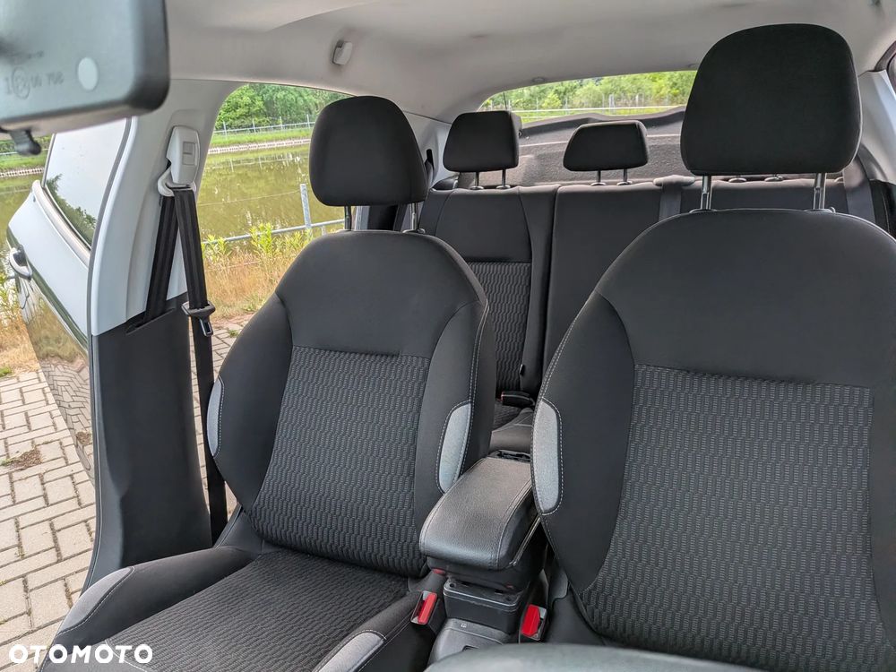 Peugeot 208 1.2 PureTech Style - 25