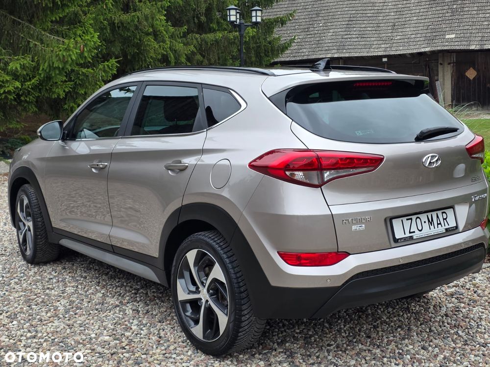 Hyundai Tucson blue 1.7 CRDi 2WD DCT Premium - 26