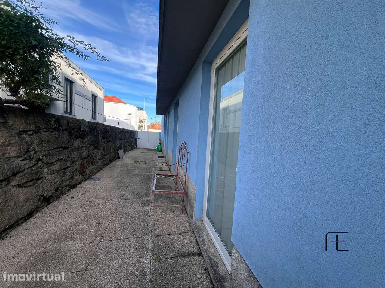 Moradia T3 + 2 anexos - Paranhos, potencial investimento - Grande imagem: 2/27