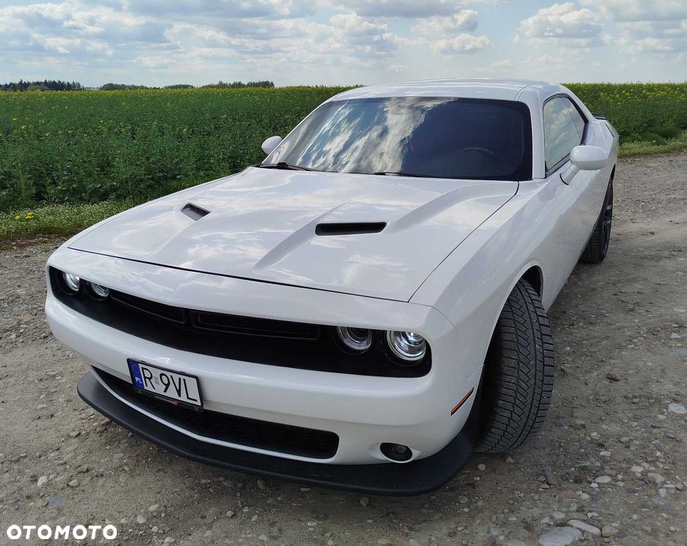 Dodge Challenger - 3