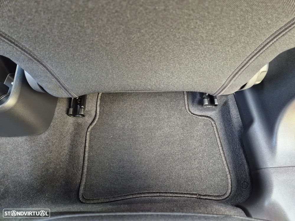 Citroën C3 1.2 PureTech Shine - 40