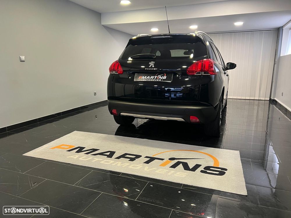 Peugeot 2008 1.2 PureTech Style - 25
