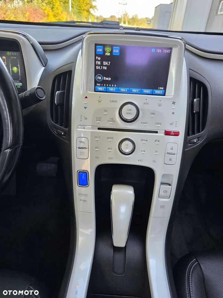 Chevrolet Volt - 21
