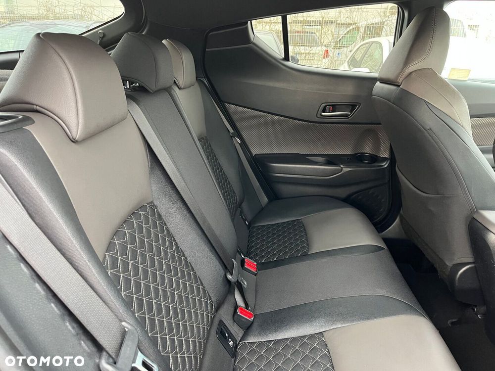 Toyota C-HR 1.8 Hybrid Executive - 28